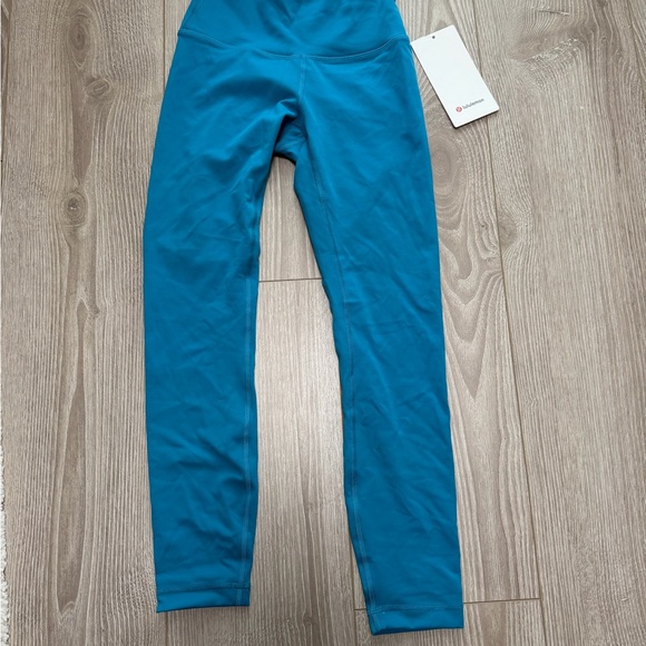 Lululemon Wunder Train Leggings in Hawaiian Blue - Picture 2 of 5